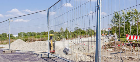 Achat et location de grilles et clôtures de chantier